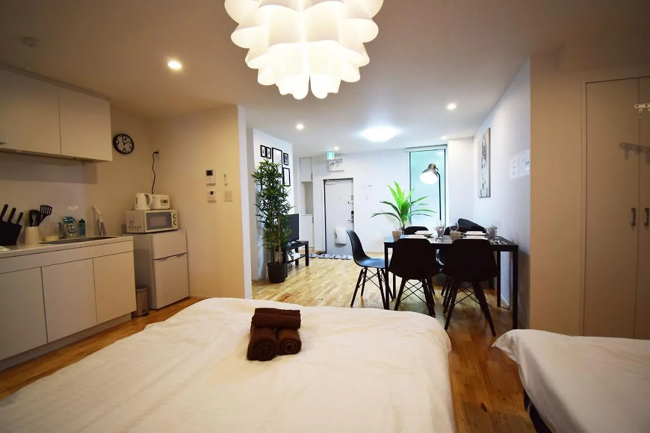 Oval Tokyo Minami-Ikebukuro 102 Apartment Japan