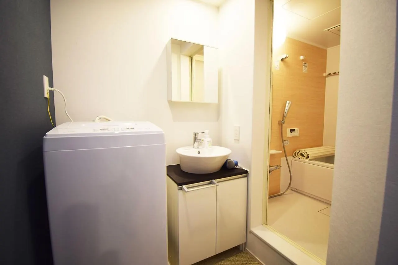 Oval Tokyo Minami-Ikebukuro 102 Apartment