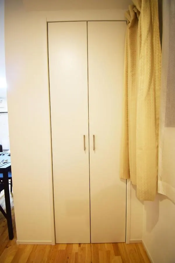 Oval Tokyo Minami-Ikebukuro 102 Apartment